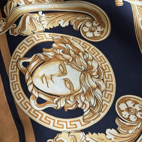 Versace Baroque Print Shirt - Black and Gold - Picture 5 of 14